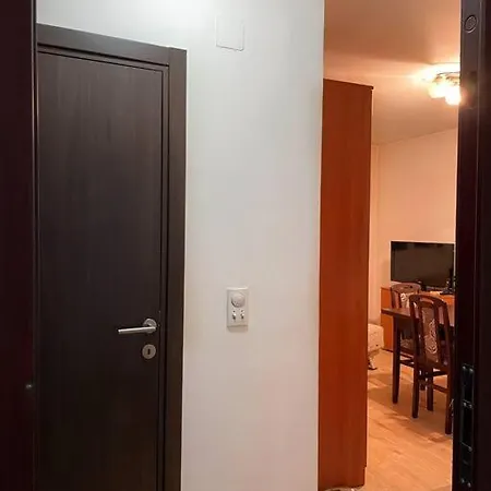 Apartment U Blizini Centra Grada *